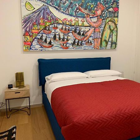 Dimora Megaride Bed & Breakfast Napoli Bagian luar foto