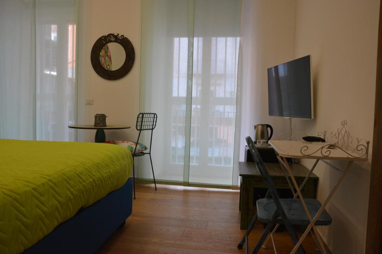 Dimora Megaride Bed & Breakfast Napoli Bagian luar foto