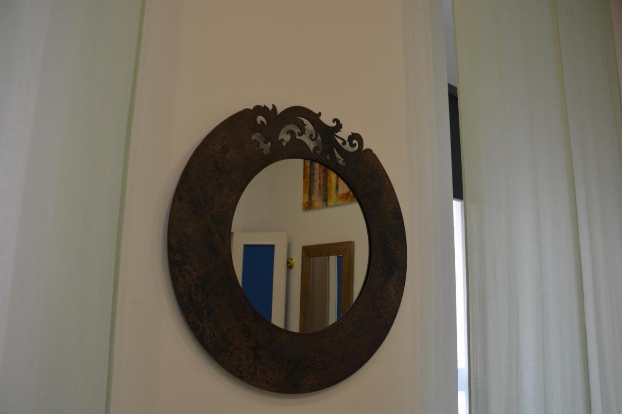 Dimora Megaride Bed & Breakfast Napoli Bagian luar foto