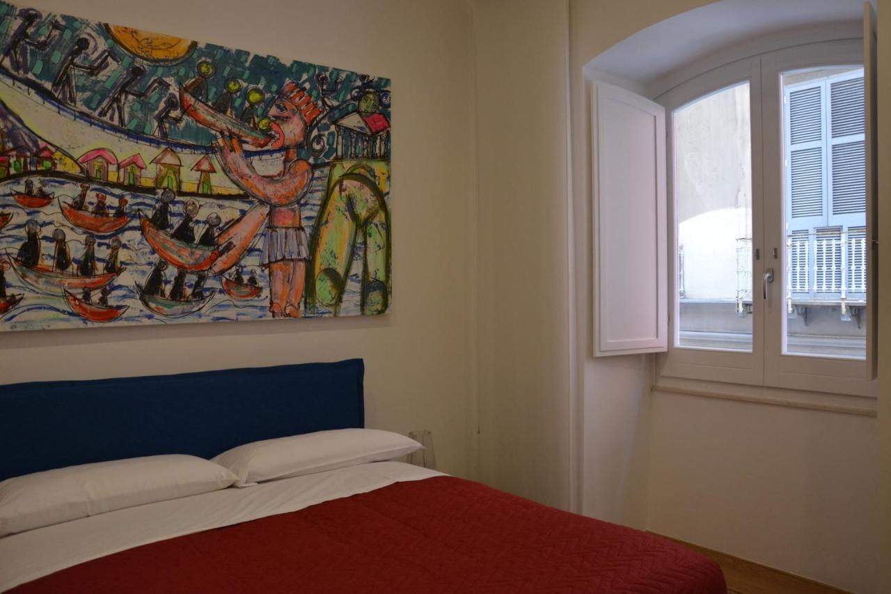 Dimora Megaride Bed & Breakfast Napoli Bagian luar foto