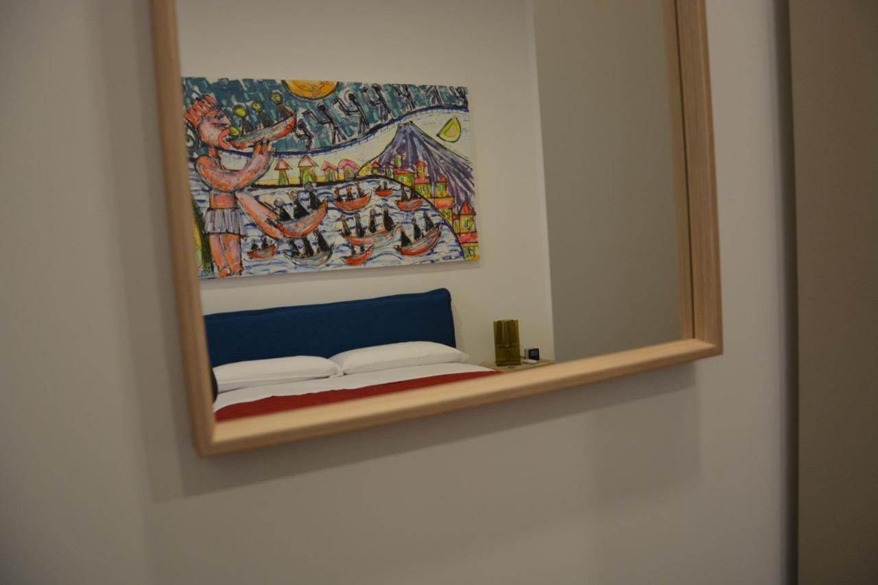 Dimora Megaride Bed & Breakfast Napoli Bagian luar foto