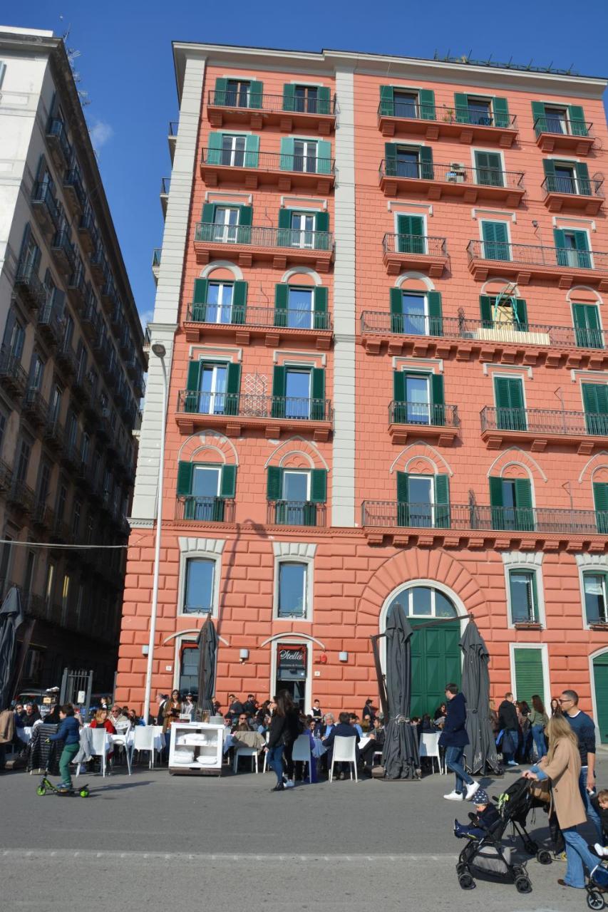 Dimora Megaride Bed & Breakfast Napoli Bagian luar foto