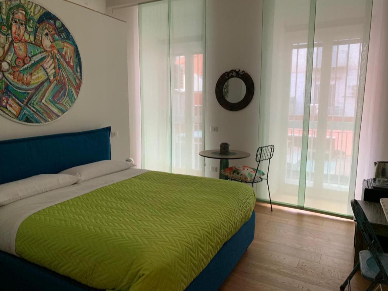 Dimora Megaride Bed & Breakfast Napoli Bagian luar foto