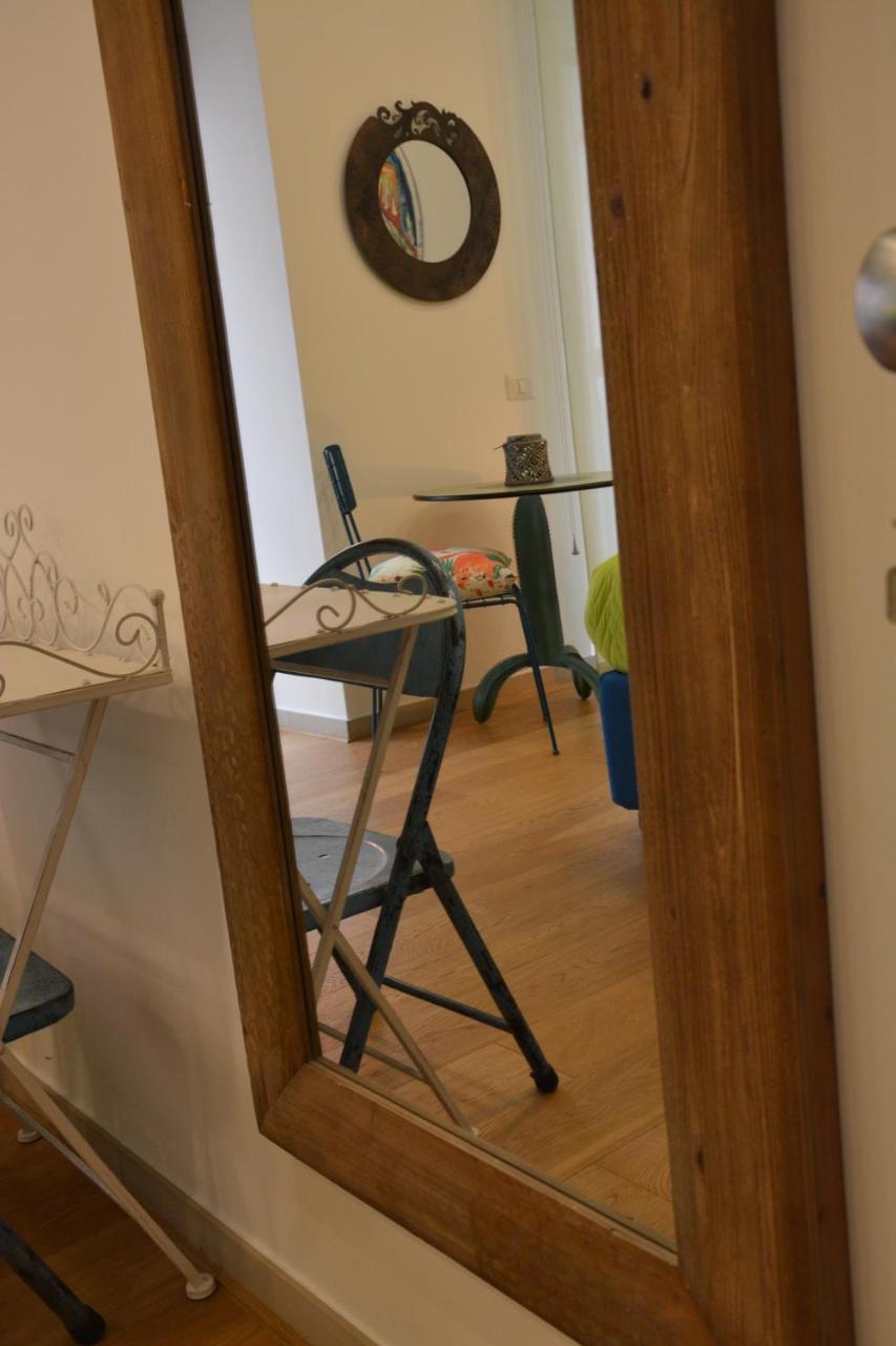 Dimora Megaride Bed & Breakfast Napoli Bagian luar foto