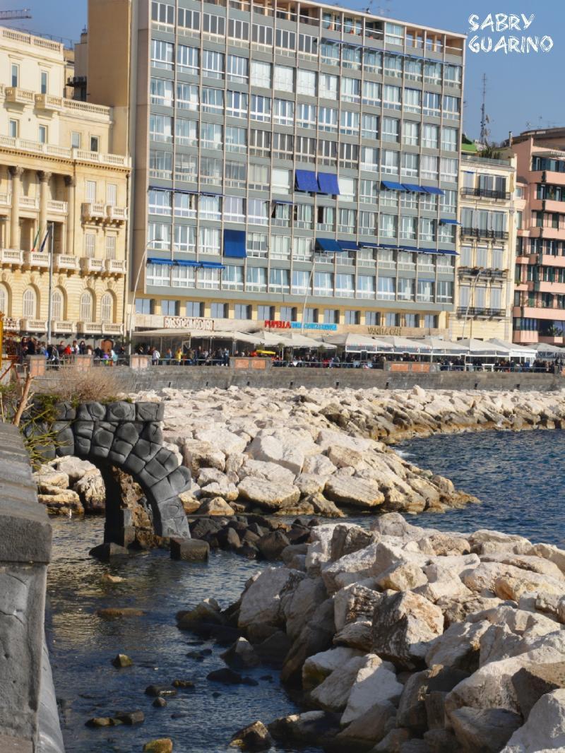 Dimora Megaride Bed & Breakfast Napoli Bagian luar foto